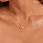 Colar Cruz Cravejada em Zircão e Prata Esterlina Dourada - Minimalista & Luxuosa