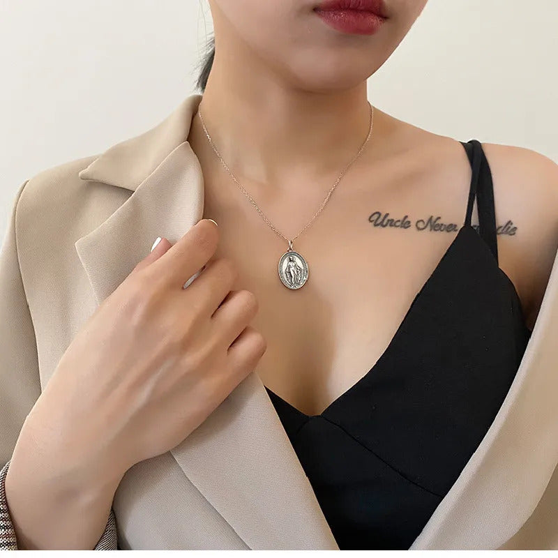 Colar Medalha Milagrosa Virgem Maria em Prata Esterlina