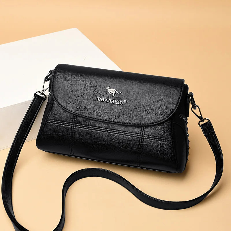 Bolsa Feminia em Couro - Lissandra