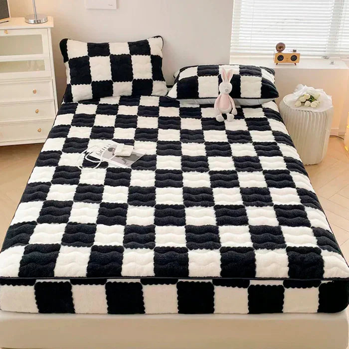 Capa de Colchão Peluciada Impermeável (Compre 1 Leve 2 + 2 Fronhas de Brinde)