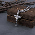 Colar Crucifixo Jesus Cristo na Cruz