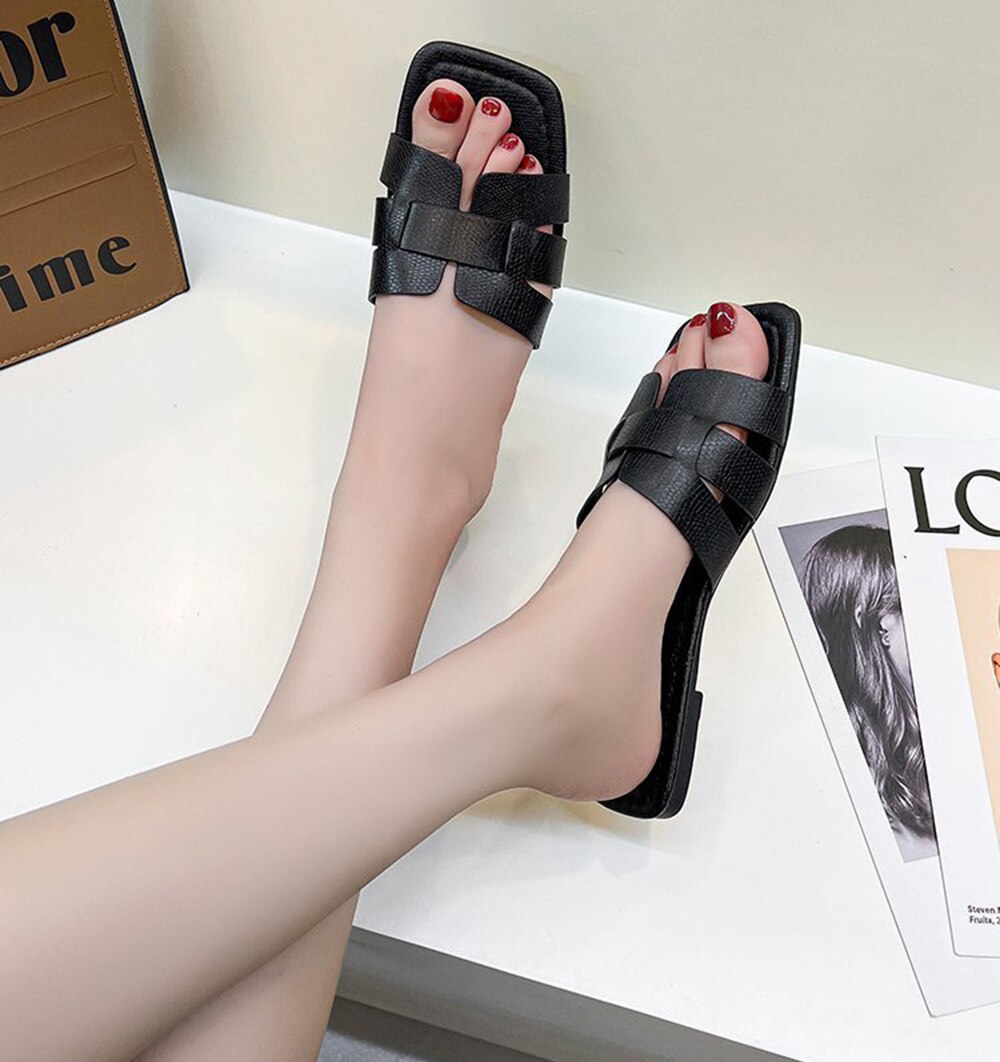 Rasteira Bianca Moderna e confortável