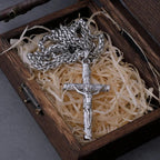 Colar Crucifixo Jesus Cristo na Cruz