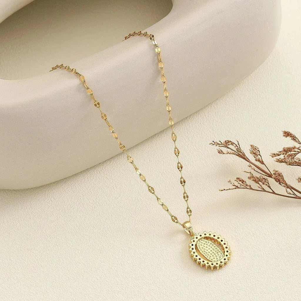 Colar Virgem Maria Feminino de Zircão
