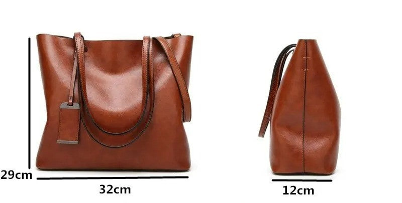 Bolsa Patricia de Couro Muito Espaçosa